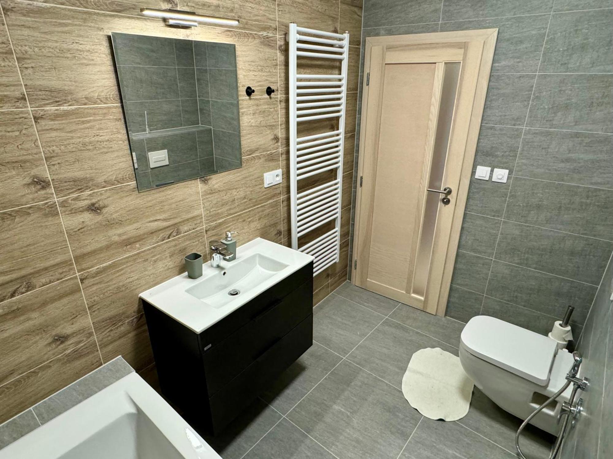 Rivercity Apartments Karlsbad Eksteriør billede