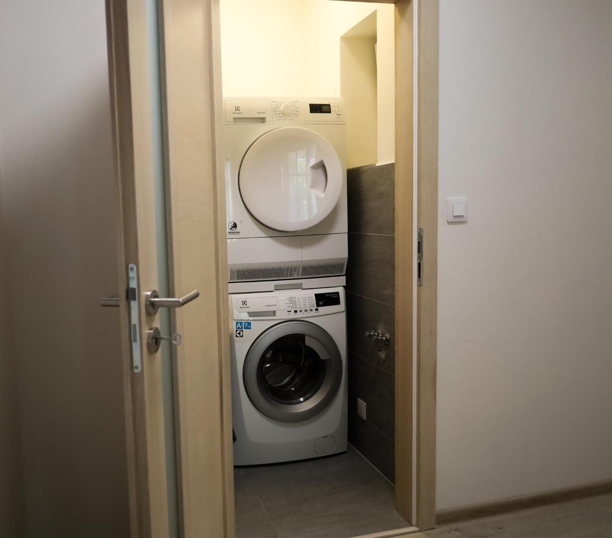 Rivercity Apartments Karlsbad Eksteriør billede